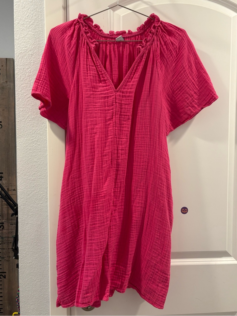 Women’s Fuchsia Gauze V-Neck Tunic Top
